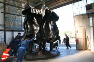 Trasporto eccezionale della statua in bronzo denominata "Carabinieri nella tormenta"