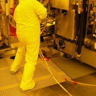 Movimentazione in Clean Room classe 1 con sistema modulare a cuscini d’aria